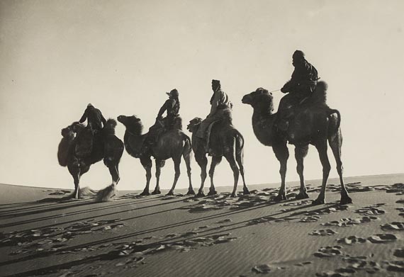 Sven Hedin - E. Zimmermann, Durch Asiens Wüsten. 2 Fotoalben, 1926-1930